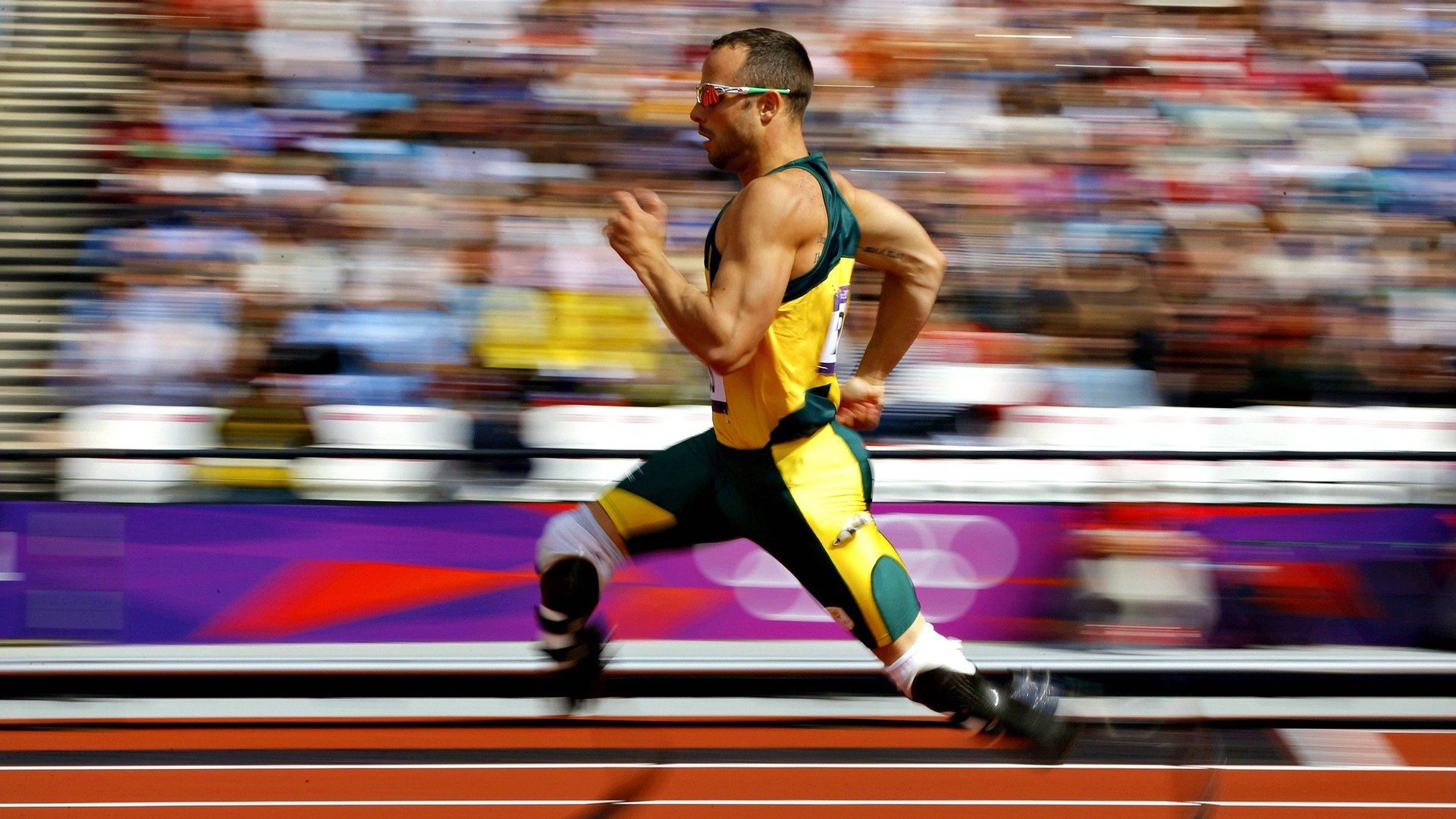 小组赛首轮爆冷，黑马球队登上头条，黑马队伍