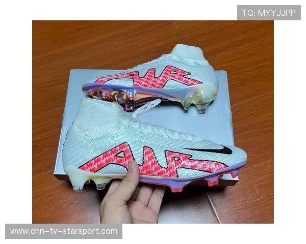 C罗卖掉旧球鞋拍卖，收益捐赠儿童医院